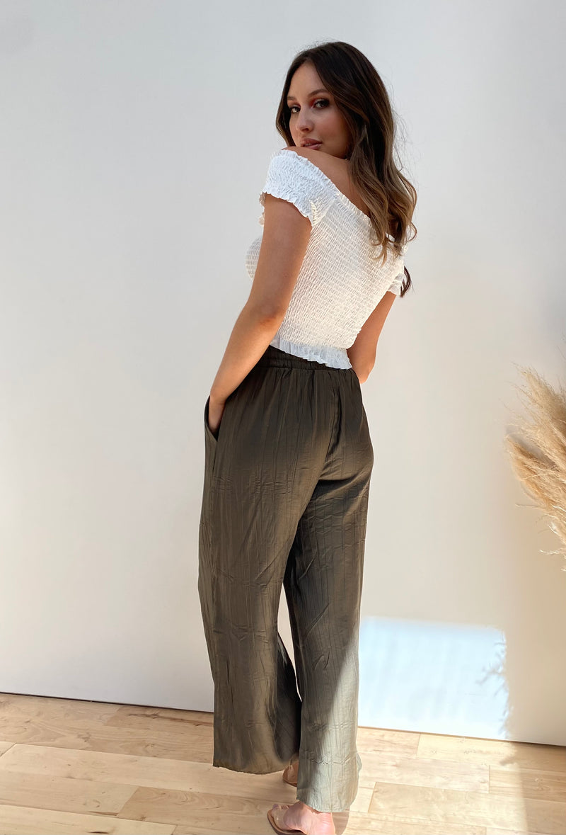 Find me on Vacation Palazo Pants - Olive